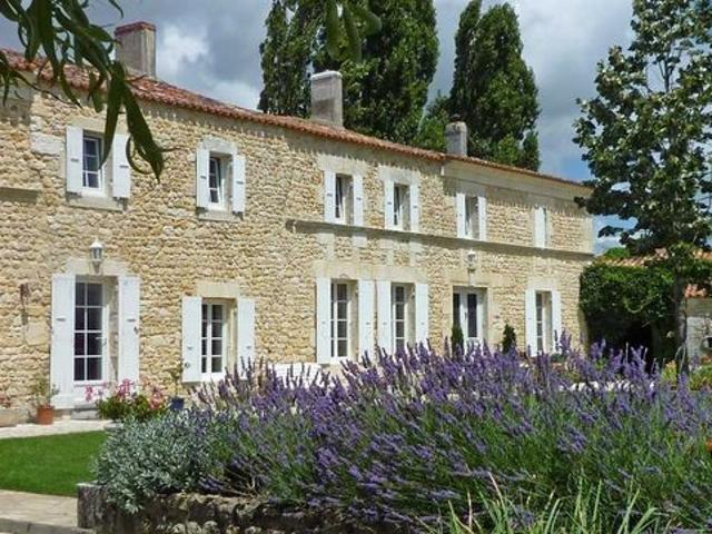 Villa de 12 pièces de luxe en vente La Gripperie Saint Symphorien, Nouvelle Aquitaine