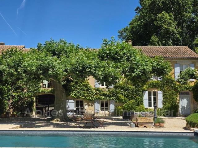 Villa de 12 pièces de luxe en vente L'Isle sur la Sorgue, Provence Alpes Côte d'Azur