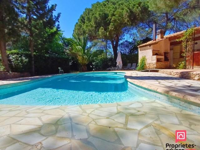 Villa de luxe de 12 pièces en vente Roquebrune sur Argens, France