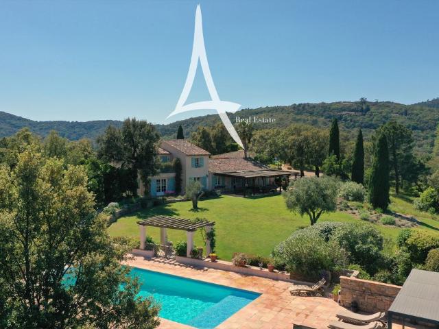 Villa de 12 pièces de luxe en vente Saint Tropez, Provence Alpes Côte d'Azur