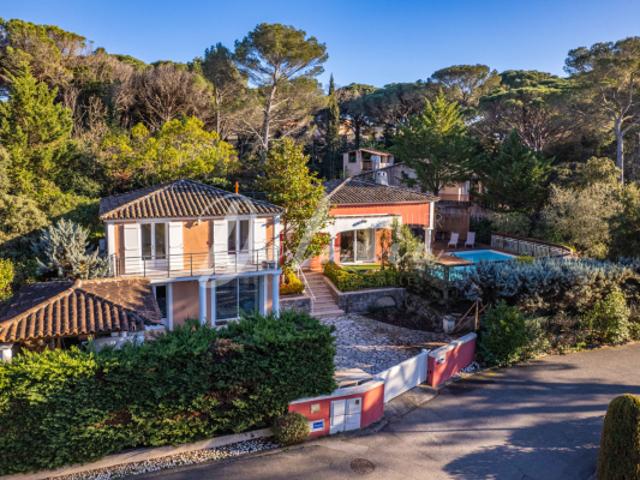 Villa de 140 m2 avec piscine, secteur de Valescure, Saint Ra