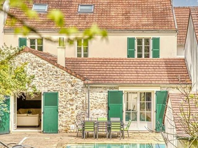 Villa de 14 pièces de luxe en vente Gouvernes, Île de France