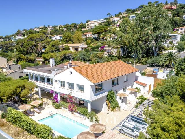 Villa de 14 pièces de luxe en vente Les Issambres, Provence Alpes Côte d'Azur