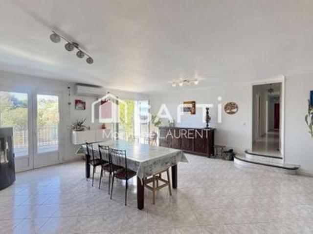 Villa de 168 m2 sur 2957 m2, 5 chambres