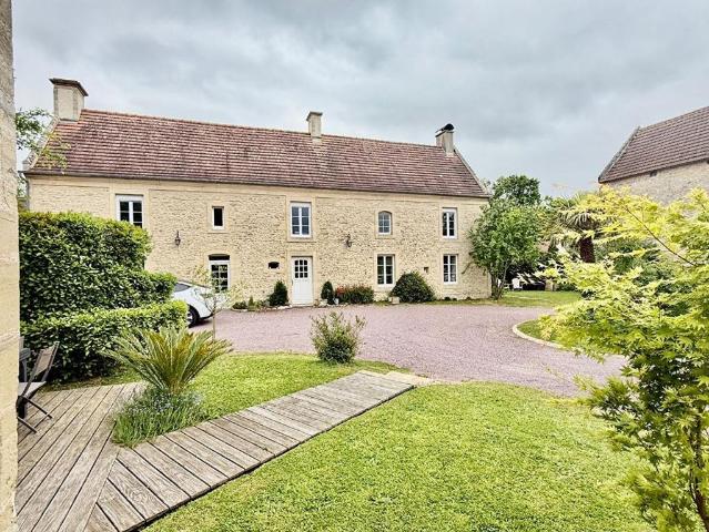Villa de 16 pièces de luxe en vente Bayeux, Normandie