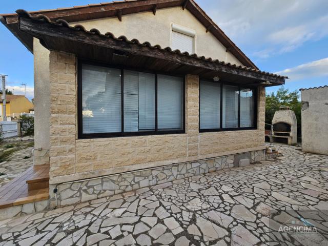 Villa de 175m2 à rénover ou beau terrain centre ville de Mar
