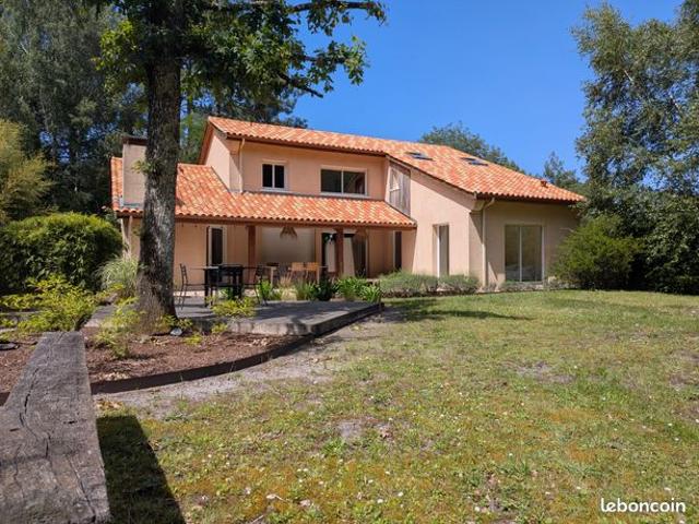 Villa de 176 m² – 6 chambres, Marina de Talaris – LACANAU LAC