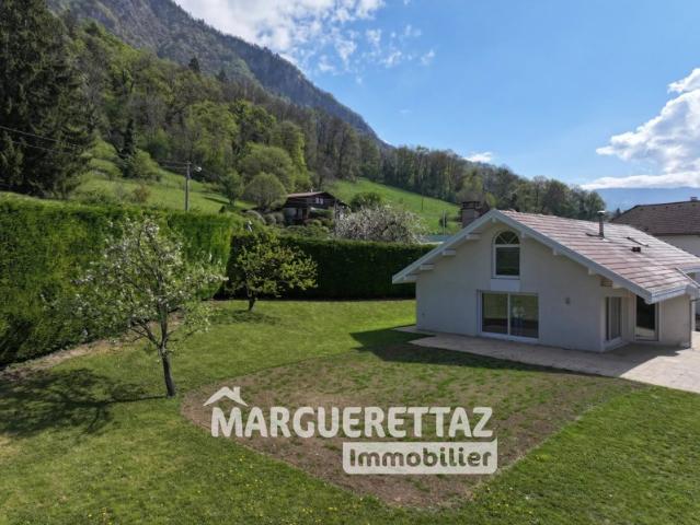 Villa de 180m² 330m² utile sur 1200m² de terrain THYEZ