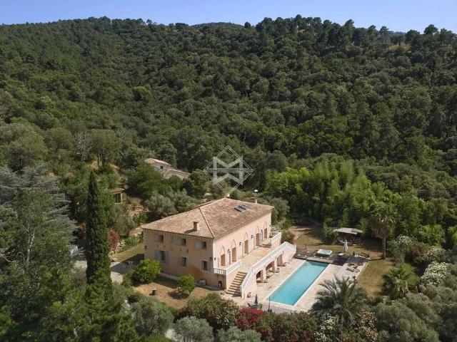 Villa de 18 pièces de luxe en location Cogolin, France
