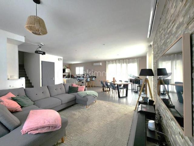 Villa de 2018 avec trois chambres