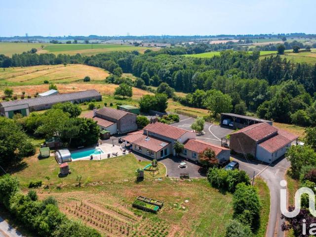 Villa de 20 pièces de luxe en vente Montrevault, France