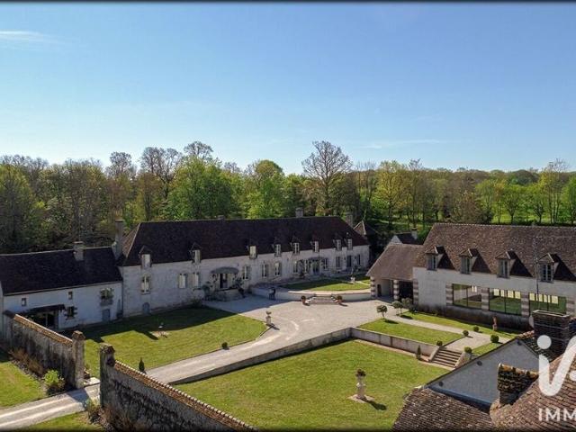 Villa de 26 pièces de luxe en vente Gy les Nonains, France