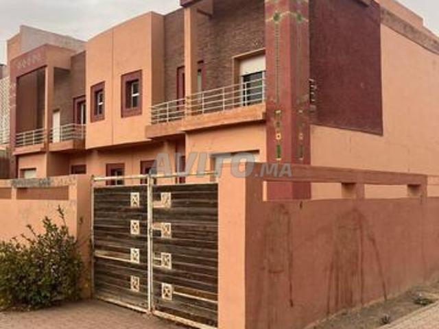 Villa de 299 m² semi finie à vendre