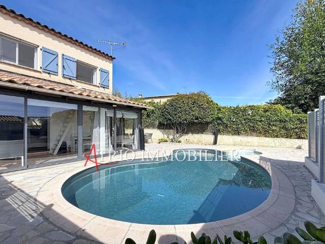 Villa de 4 pièces de luxe en vente Cagnes sur Mer, Provence Alpes Côte d'Azur