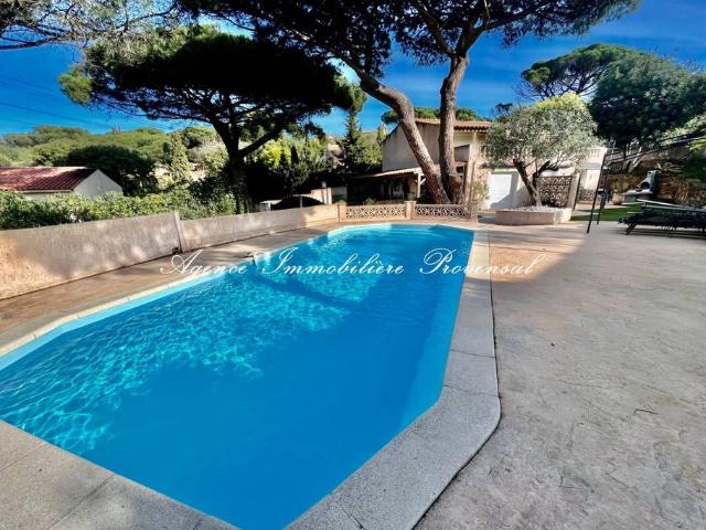 Villa de 3 chambres de luxe en vente Sainte Maxime, France