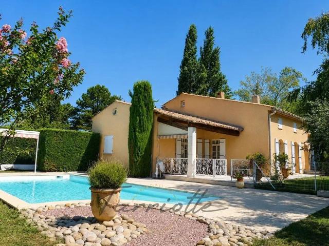 Villa de 3 chambres de luxe en vente Pierrelatte, Auvergne Rhône Alpes