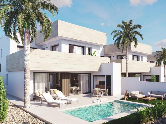 Villa de 3 dormitorios con piscina privada cerca de la playa. 147m² San blas
