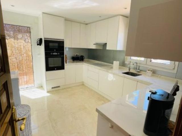 Villa de 3 dormitorios en Pedreguer