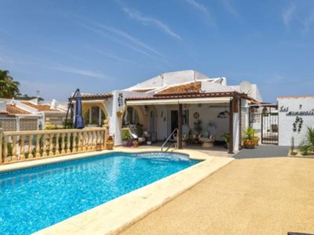 Villa de 3 habitaciones en venta en Cap Martin, Alicante