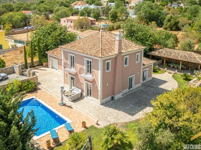 Villa de 3 quartos com piscina e garagem em São Bras, Algarve Gatehouse internacional Algarve