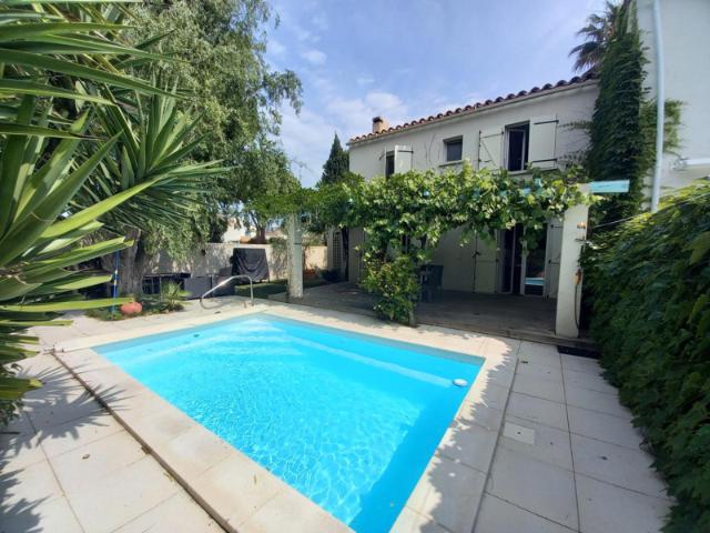 Villa de type 4 secteur Haute Plage