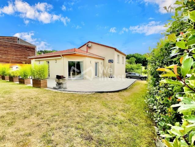 Villa de type 5 de 2013, sous sol et terrasse et jardin clos