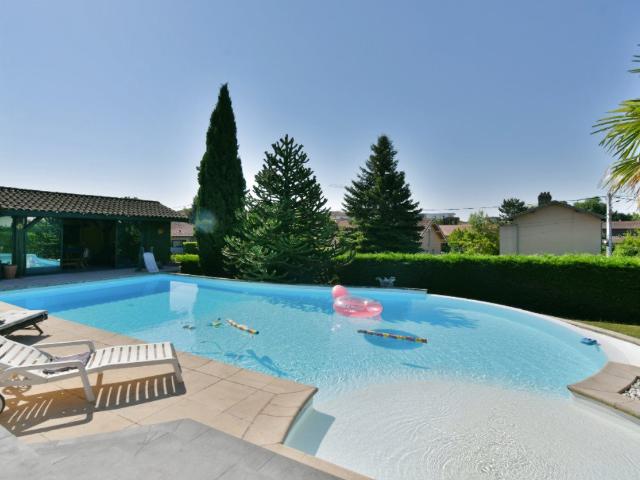 Villa de type 7 0m² Péronnas