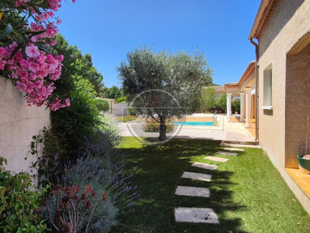 Villa de caractère avec piscine à vendre au Grau d'Agde