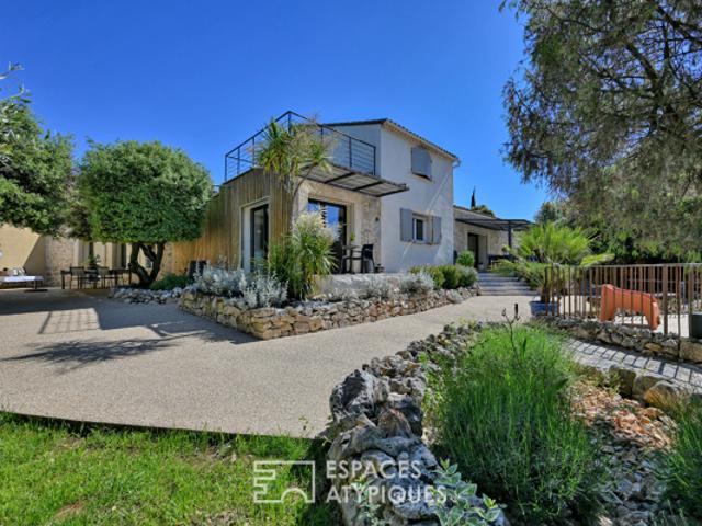 Villa de caractère avec studio indépendant, jardin et piscine