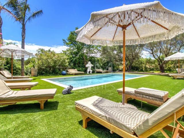 Villa De Caractere Vue Sur Le Chateau De Grimaud 308m² Grimaud