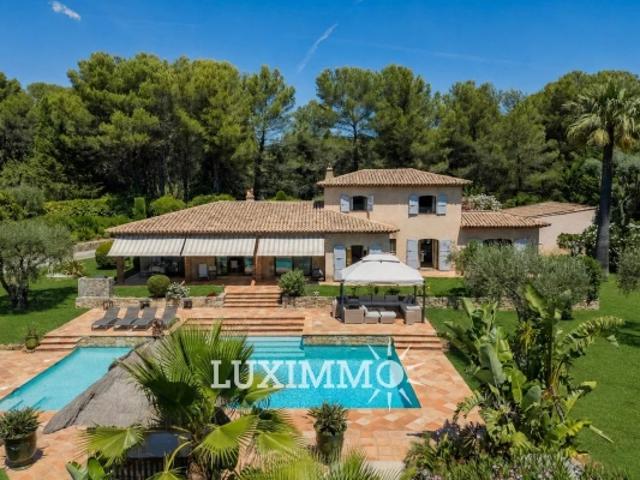 VILLA DE CHARME 6CH SECTEUR PREMIUM