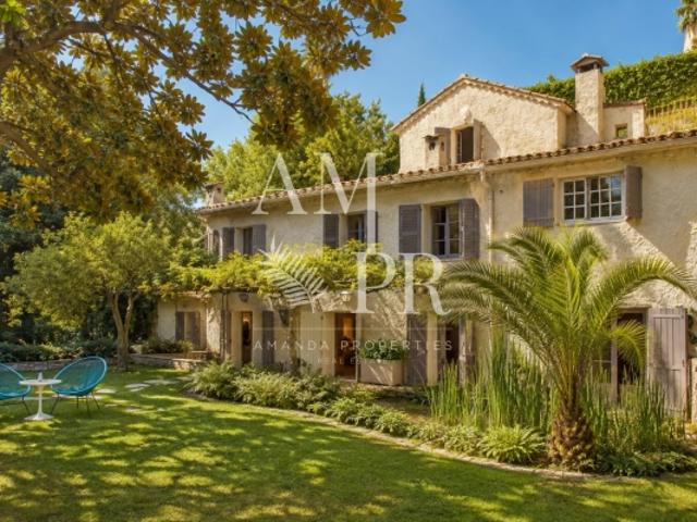 Villa de charme au coeur de la Californie Centre ville à pied