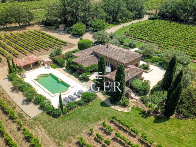 VILLA DE CHARME AU COEUR DES VIGNES