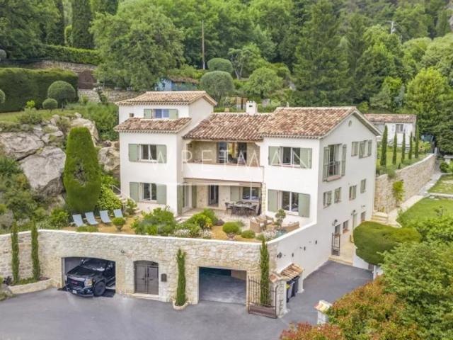 Villa de charme avec vue mer Vence