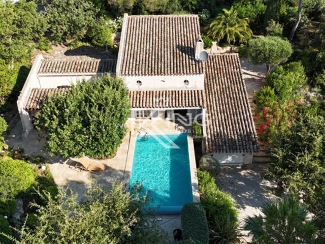 Villa de charme sur 1800 m2 de terrain