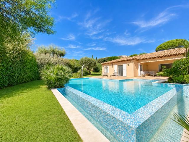 VILLA DE CHARME VUE MER 6 PIECES CROISETTE