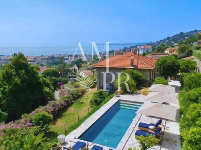 VILLA DE CHARME VUE MER PANORAMIQUE PROCHE CANNES