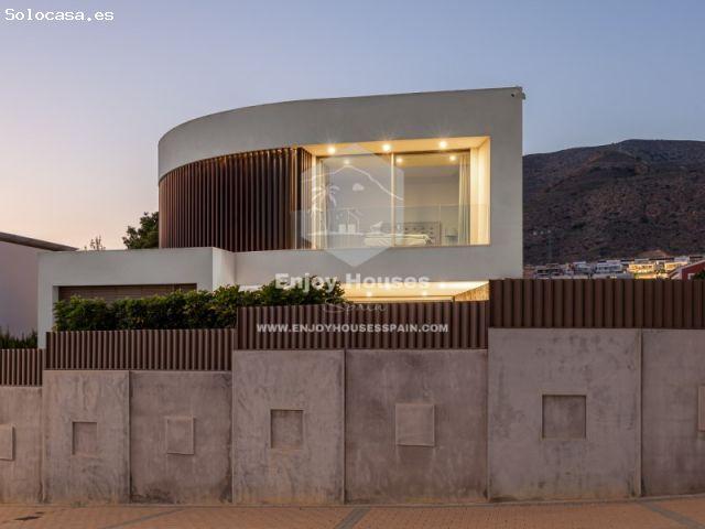 Villa de diseño moderno con vistas panorámicas al mar en Finestrat 1.645.000 €
