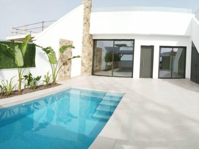 Villa de estilo moderno ubicada en la zona de San Javier, Mu. 100m² San Javier