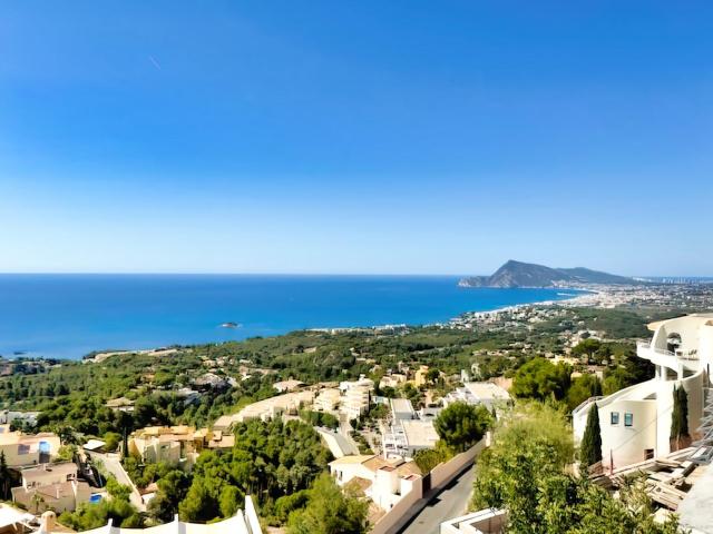 Villa de estilo Mediterráneo en perfecto estado con impresio. 316m² Altea