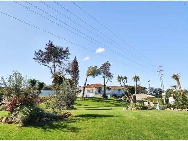 Villa de Leyenda en Guadalmina Alta con Historia de Hollywood
