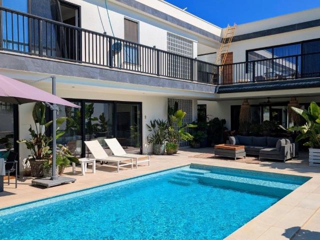 Villa de Lujo Moderna con Vistas al Mar en La Calalga, Calpe. 450m² Calpe Calp