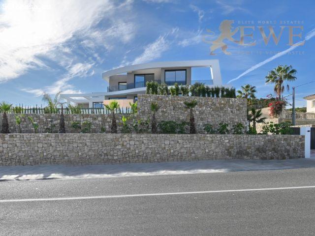 Villa de lujo a 240 m de la playa con vistas al mar