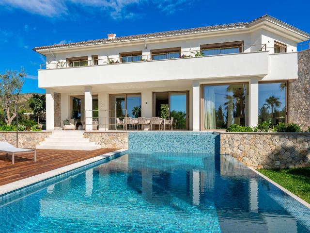 Villa de lujo completamente renovada en zona privilegiada