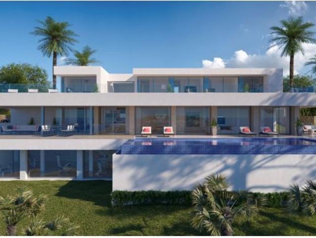 Villa de lujo con 6 dormitorios, piscina infinity y fantásticas vistas al mar en Benitachell Alicant