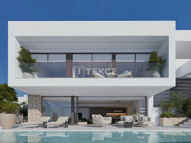 Villa de Lujo con Vistas al Mar e Piscina Infinita en Altea