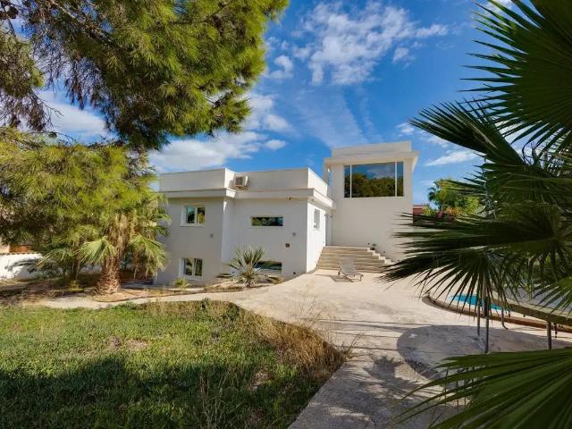 Villa de lujo con gran terreno 312m² Ciudad Quesada