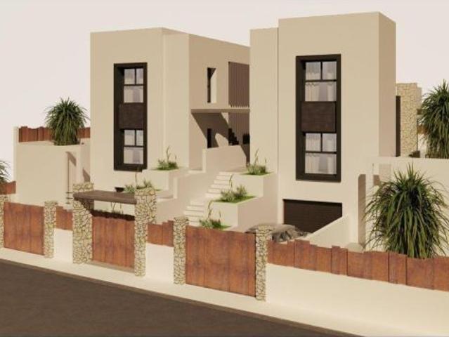 VILLA DE LUJO DE 3 DORMITORIOS CON PISCINA PRIVADA ZONA LOS BALCONES, TORREVIEJA