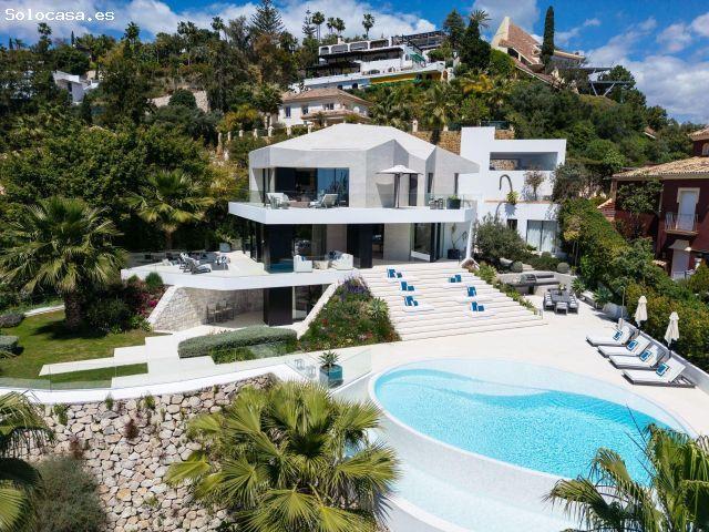 Villa de Lujo de 5 Dormitorios en Venta en La Quinta Golf Resort, Benahavís