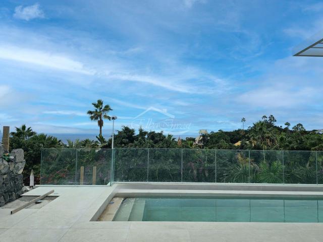 Villa de lujo en Costa Adeje, Tenerife 248m² Adeje